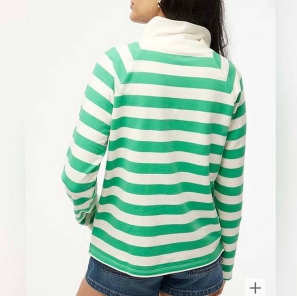 J. Crew Kelly Green Striped Wide Button Collar Rugby Sweatshirt SZ Medium Preppy - Picture 3 of 13
